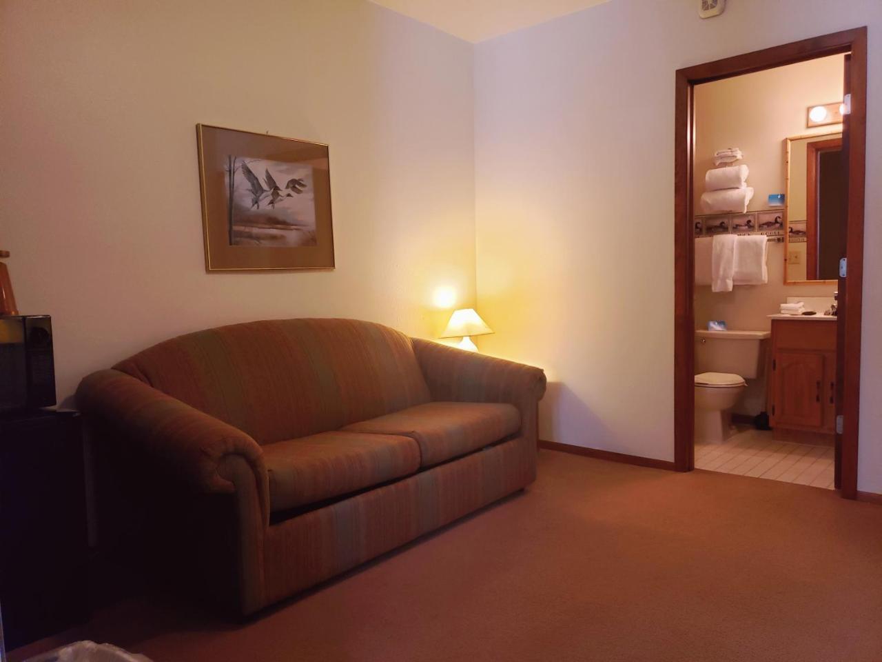North Ironwood Acres - Black River Lodge エクステリア 写真