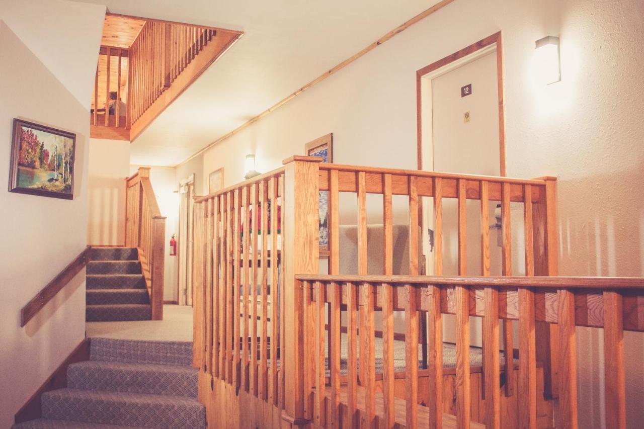 North Ironwood Acres - Black River Lodge エクステリア 写真