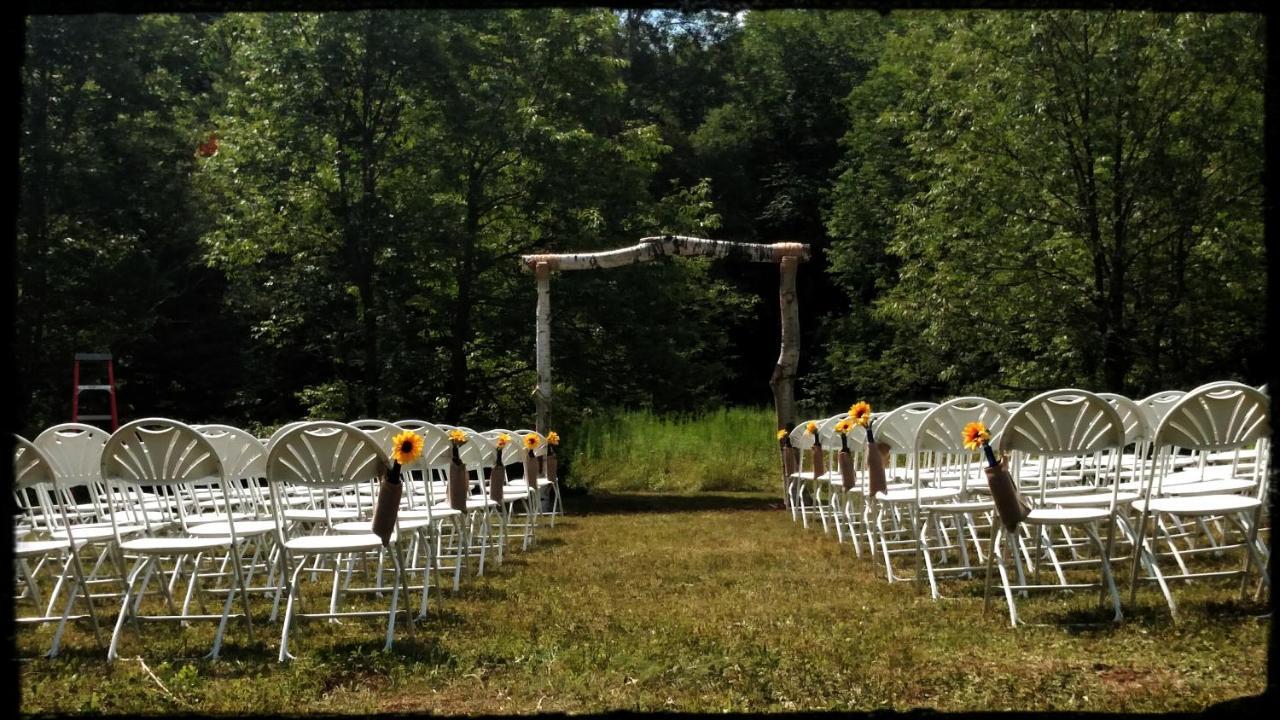 North Ironwood Acres - Black River Lodge エクステリア 写真